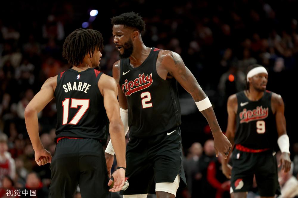 两球的表现 两球的表现