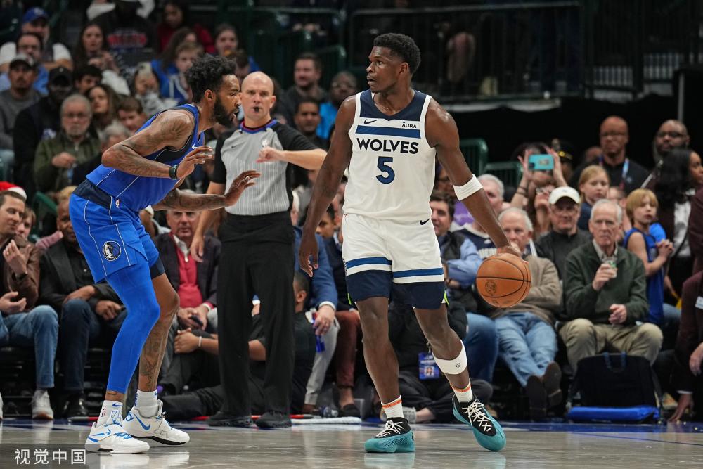 的冷峻与 的冷峻与